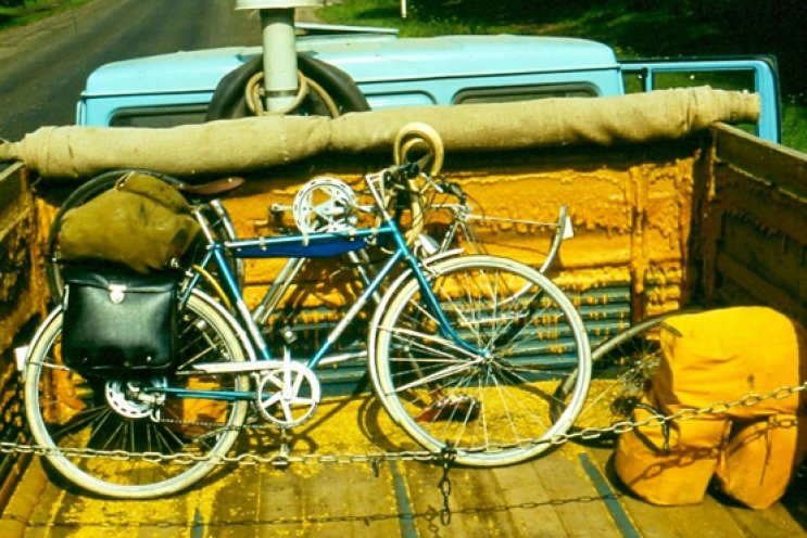 Mathias Jahnke fährt 1988 von Rostock über Odessa bis nach Varna (Bulgarien) über 3.000 Kilometer mit dem Fahrrad durchs sozialistische Freundesland.