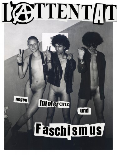 Aus Wutanfall (1980) und Hau (1983) wird 1984 schließlich L`Attentat. Die Punkband kommt aus Leipzig und ist die wohl kompromissloseste der DDR. Sie bringt ihre ablehnende politische Haltung in ihren Texten zum Ausdruck. Quelle: Archiv Maik Reichenbach