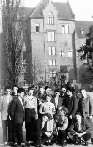 In neuer Umgebung: Die Klasse in Bensheim, 1957. Quelle: Schermer/Stadtarchiv Bensheim