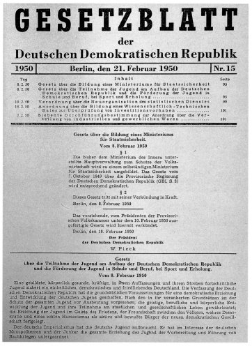 Die Stasi als „Schild und Schwert der Partei“: Unter Anleitung sowjetischer Geheimdienstoffiziere wird am 8. Februar 1950 das Ministerium für Staatssicherheit (MfS) gegründet, das wichtigste innenpolitische Repressionsinstrument der SED. Erster...