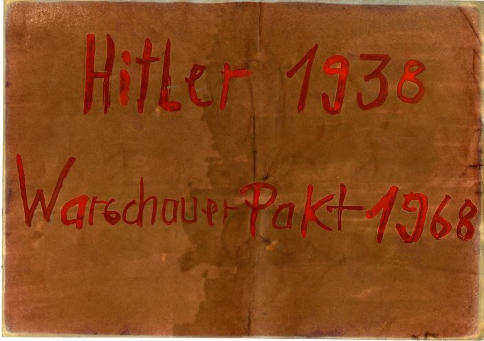 Nach der Niederschlagung des Prager Frühlings muss das MfS zur Kenntnis nehmen, dass viele DDR-Bürger die Besetzung der Tschechoslowakei mit dem Einmarsch der Wehrmacht 1938 gleichsetzen. Nach 1989 stellt sich heraus, dass die NVA – entgegen der SED-Verlautbarungen...