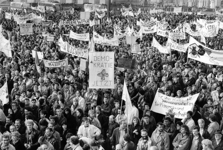 Demonstration durch die Ostberliner Innenstadt mit Abschlusskundgebung auf dem Alex. Quelle: Robert-Havemann-Gesellschaft/Jürgen Nagel/RHG_Fo_RDA_00282
