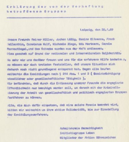 Erklärung des Arbeitskreises Gerechtigkeit, der Initiativgruppe Leben und der Aktion Sühnezeichen (20. Januar 1989): Sie fordern die Haftentlassung von Mitgliedern verschiedener Leipziger Basisgruppen, die während der unabhängigen Demo zum Gedenken...