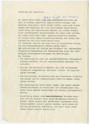 Gemeinsame Erklärung der Grünen Partei, SDP, Initiative Frieden und Menschenrechte, von Demokratie Jetzt, Vereinigten Linken und des Demokratischen Aufbruchs zur Einrichtung eines Runden Tischs (10. November 1989). Quelle: Robert-Havemann-Gesellschaft,...