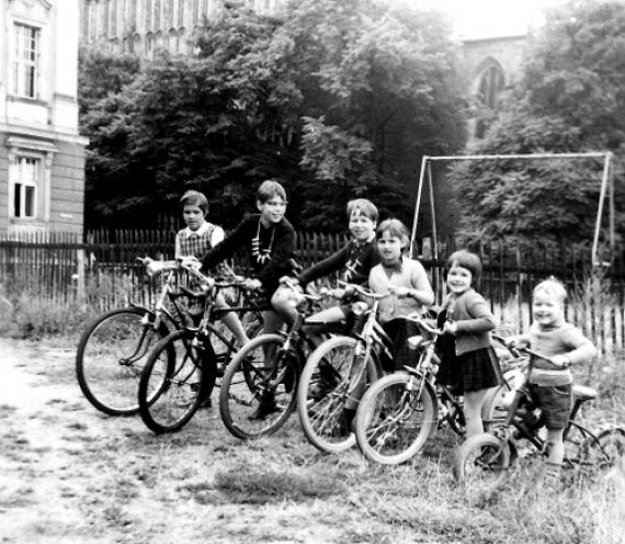 Michael Heinisch (rechts) als Kleinster von fünf Geschwistern. Quelle: Privat