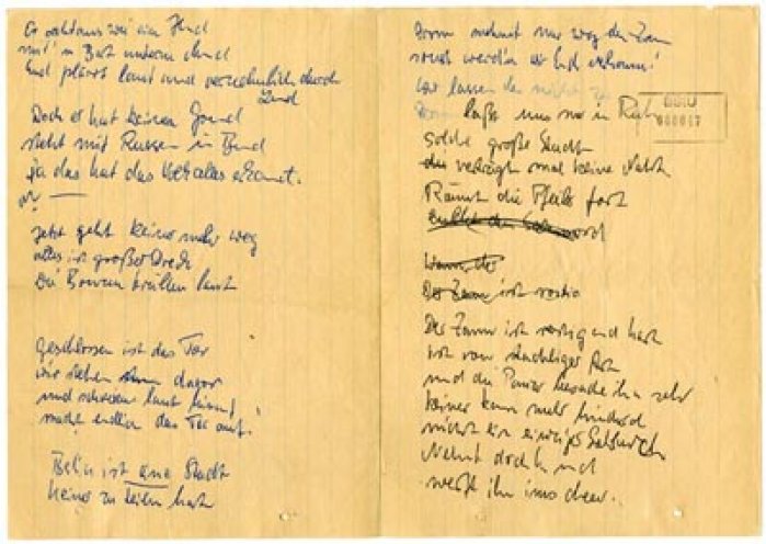Diese Verse schreibt Ursula Rogall am 13. August 1961 unter dem Eindruck des Mauerbaus. Zusammen mit ihren Freunden der Jungen Gemeinde Berlin-Schmöckwitz wird sie am 18. August 1961 auf dem Ausflugsschiff MS Binz verhaftet. Die „Hetzverse“ dienen...