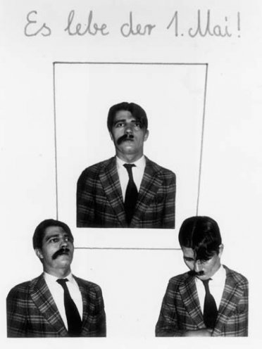 Entlarvung der Diktatur: Roland Jahn schminkt sich 1982 als Hitler/Stalin. Im Bild: Postkartenaktion zum 1. Mai 1982. Foto: Manfred Hildebrandt;