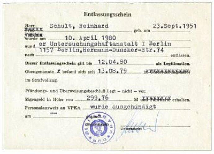 Acht Monate Haft wegen „öffentlicher Herabwürdigung“: Hier der Entlassungsschein von Reinhard Schult aus der Untersuchungshaftanstalt Berlin (1980).