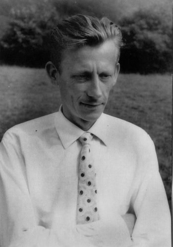 Im März 1950 wird die Altenburger Widerstandsgruppe verhaftet. Zwei Lehrer und ein Schüler werden zum Tode verurteilt, die anderen erhalten langjährige Zuchthausstrafen. Gerhard Schmale verbringt über sechs Jahre seines Lebens in den Zuchthäusern...