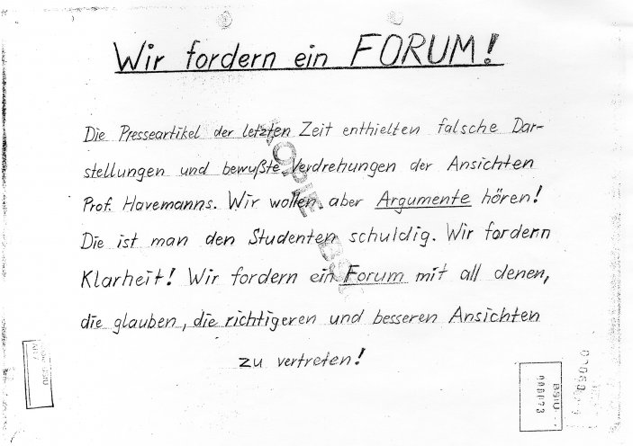„Wir wollen Argumente hören!“: Ein vom MfS sichergestelltes Plakat, mit dem Studenten der Humboldt-Universität gegen die fristlose Entlassung von Robert Havemann protestieren. Quelle: Bundesarchiv / Stasi-Unterlagen-Archiv, Seite 2 von 2
