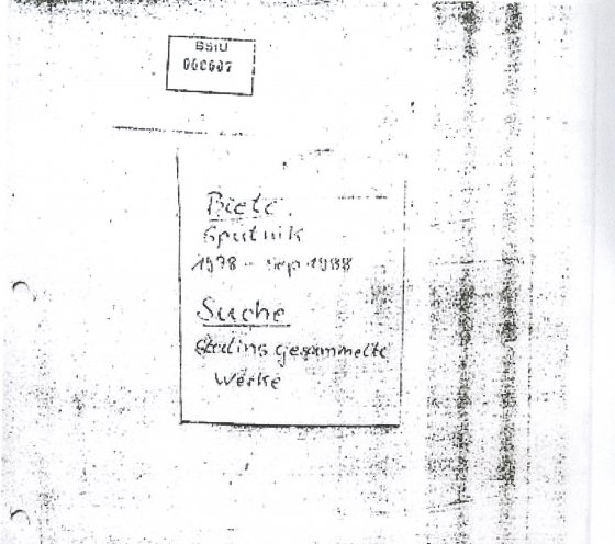 „Biete Sputnik, suche Stalin“: Selbst der kleinste Zettel mit einer Anspielung aufs Sputnik-Verbot wird von der Stasi sichergestellt (1988). Quelle: Bundesarchiv / Stasi-Unterlagen-Archiv