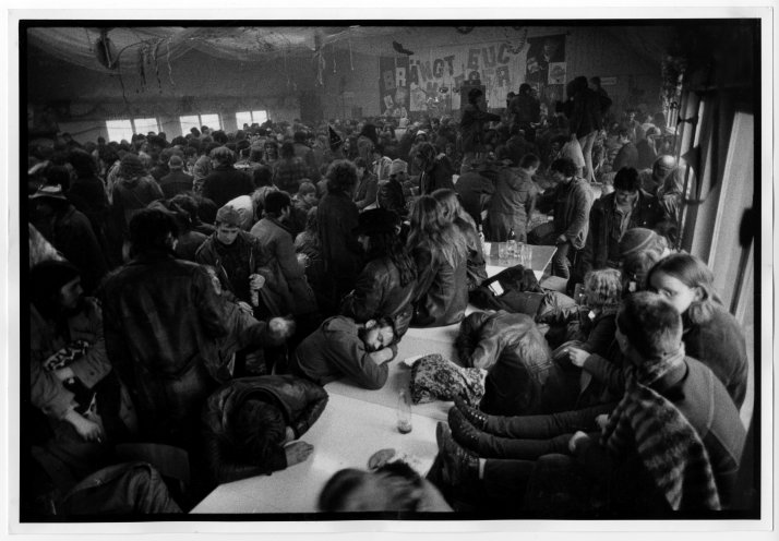 Ein beliebter Treffpunkt für Tramper ist der Karneval in Wasungen (hier in den 1980er Jahren). Quelle: Robert-Havemann-Gesellschaft