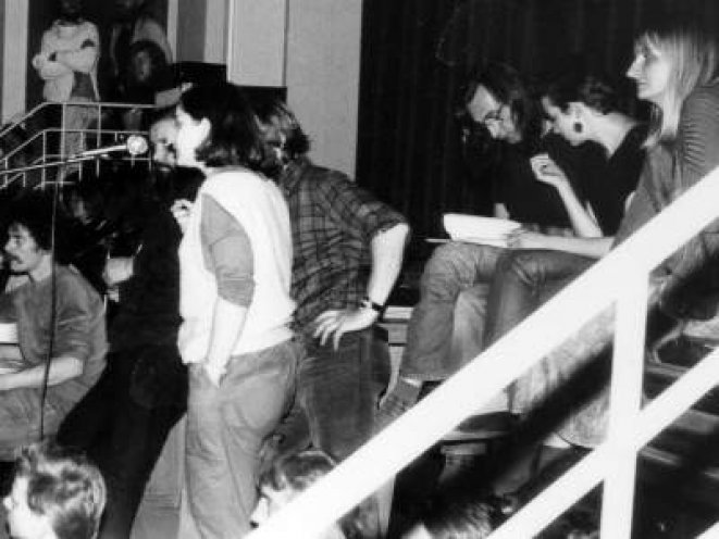 1986/87 wird die Kirche von Unten gegründet. | Jugendopposition in der DDR