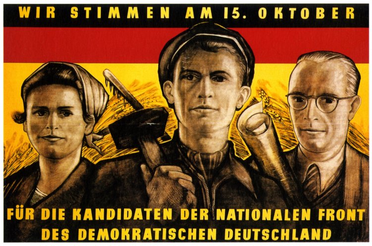 Ihrer Verfassung nach ist die DDR eine föderalistisch organisierte und parlamentarisch regierte Republik, in der es Gewaltenteilung und ein Mehrparteiensystem gibt. Doch die Sitzverteilung in der Volkskammer steht schon vor den eigentlichen Wahlen fest....