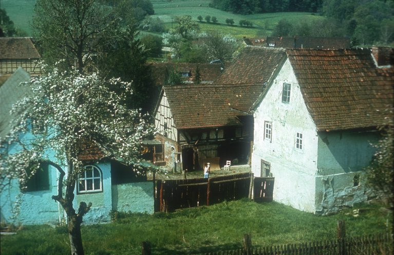 Das Haus von Michael Blumhagen in Graitschen im Frühjahr 1982, wenige Wochen vor dem Abriss. Quelle: Robert-Havemann-Gesellschaft/Manfred Hildebrandt
