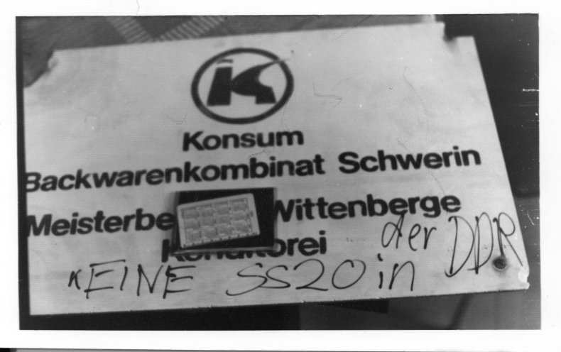 Von der Staatssicherheit in Schwerin Anfang der 80er Jahre registrierter Protest gegen die Stationierung von sowjetischen Mittelstreckenraketen in der DDR. Quelle: BStU, MfS, Ast Schwerin, Abt. IX, 260, Bild 1